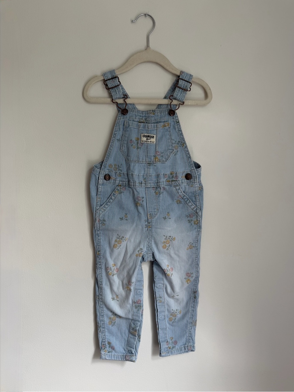 OshKosh B'gosh Light Blue Floral Kids Overalls (Size 18m)